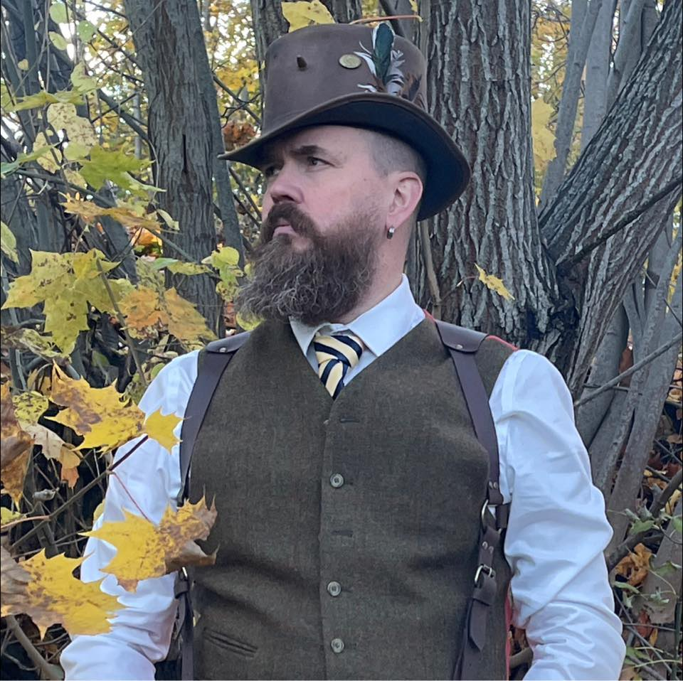 Rickard Lundberg in hunting vest